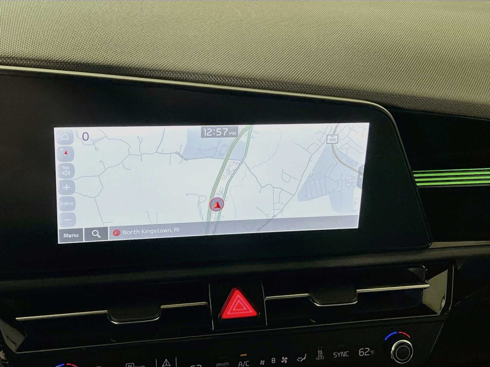 Used 2023 Runway Red Kia Wind image 15