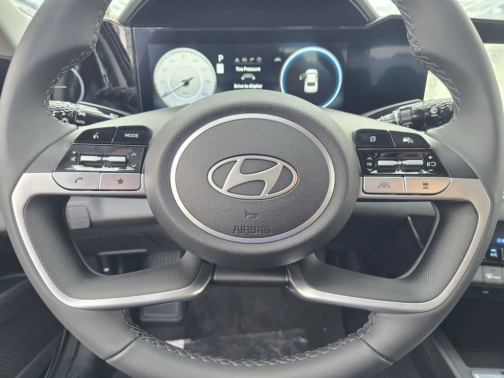 New 2026 White Hyundai Limited image 19