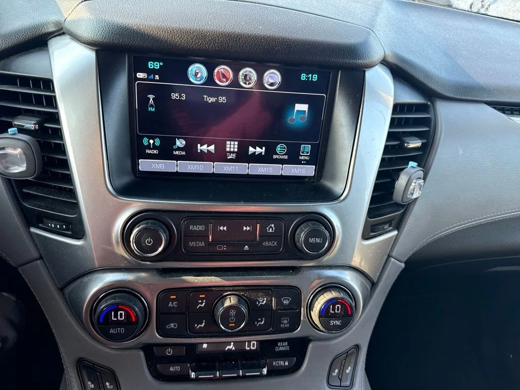 Used 2020 Blue Chevrolet LT image 6