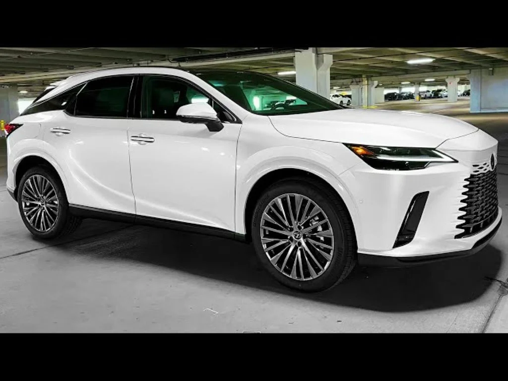 Used 2025 White Lexus 450h+ Luxury image 1