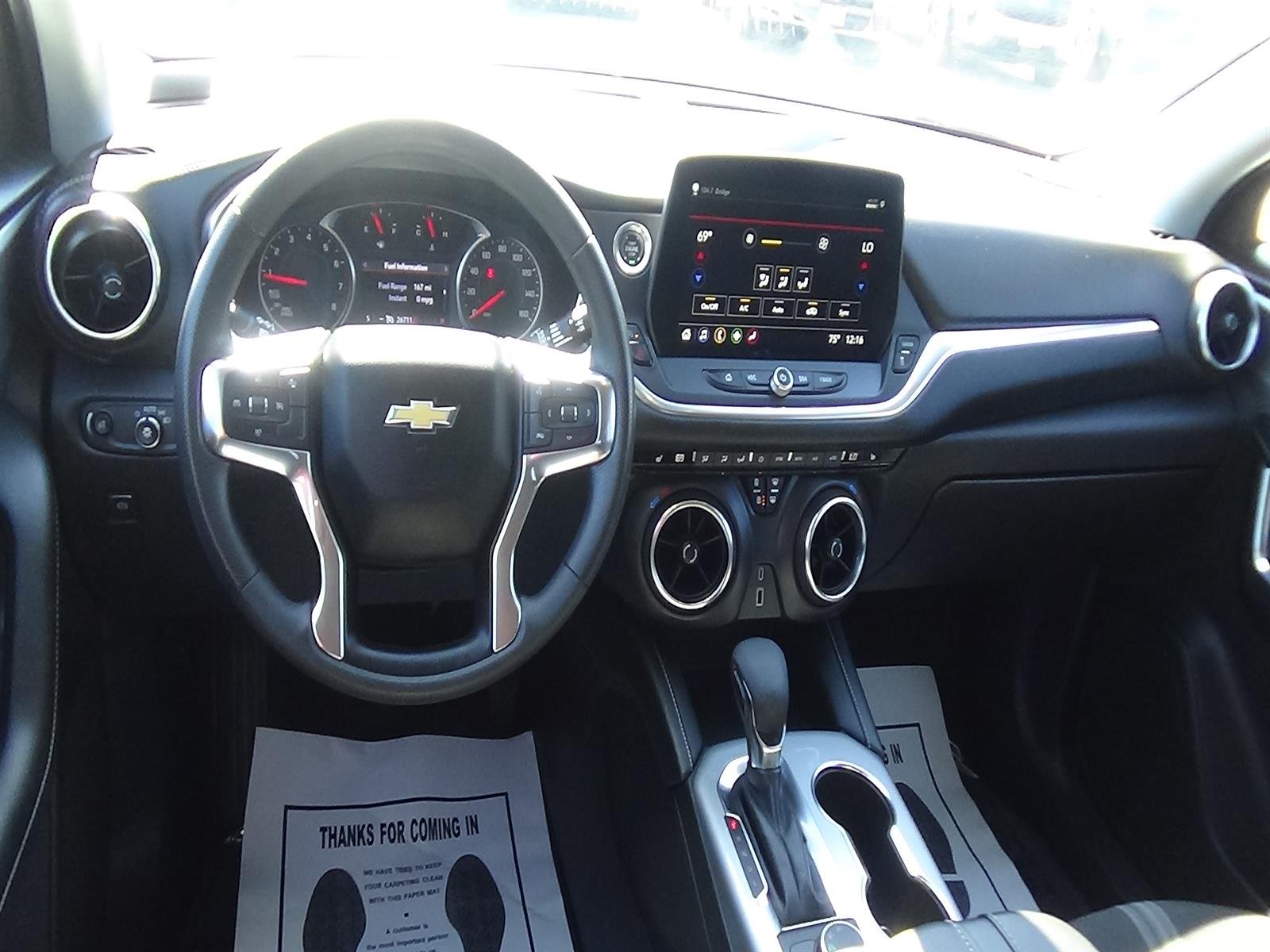 Used 2025 Summit White (gaz) Chevrolet LT image 13