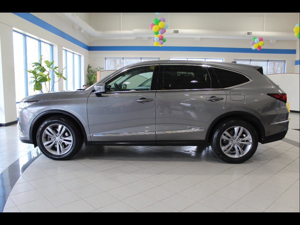 Used 2023 Liquid Carbon Metallic Acura SH-AWD image 8