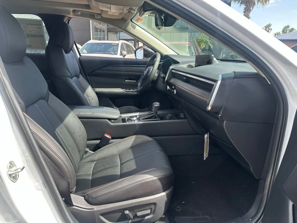 New 2026 Wind Chill Pearl Mazda Premium Plus AWD image 16