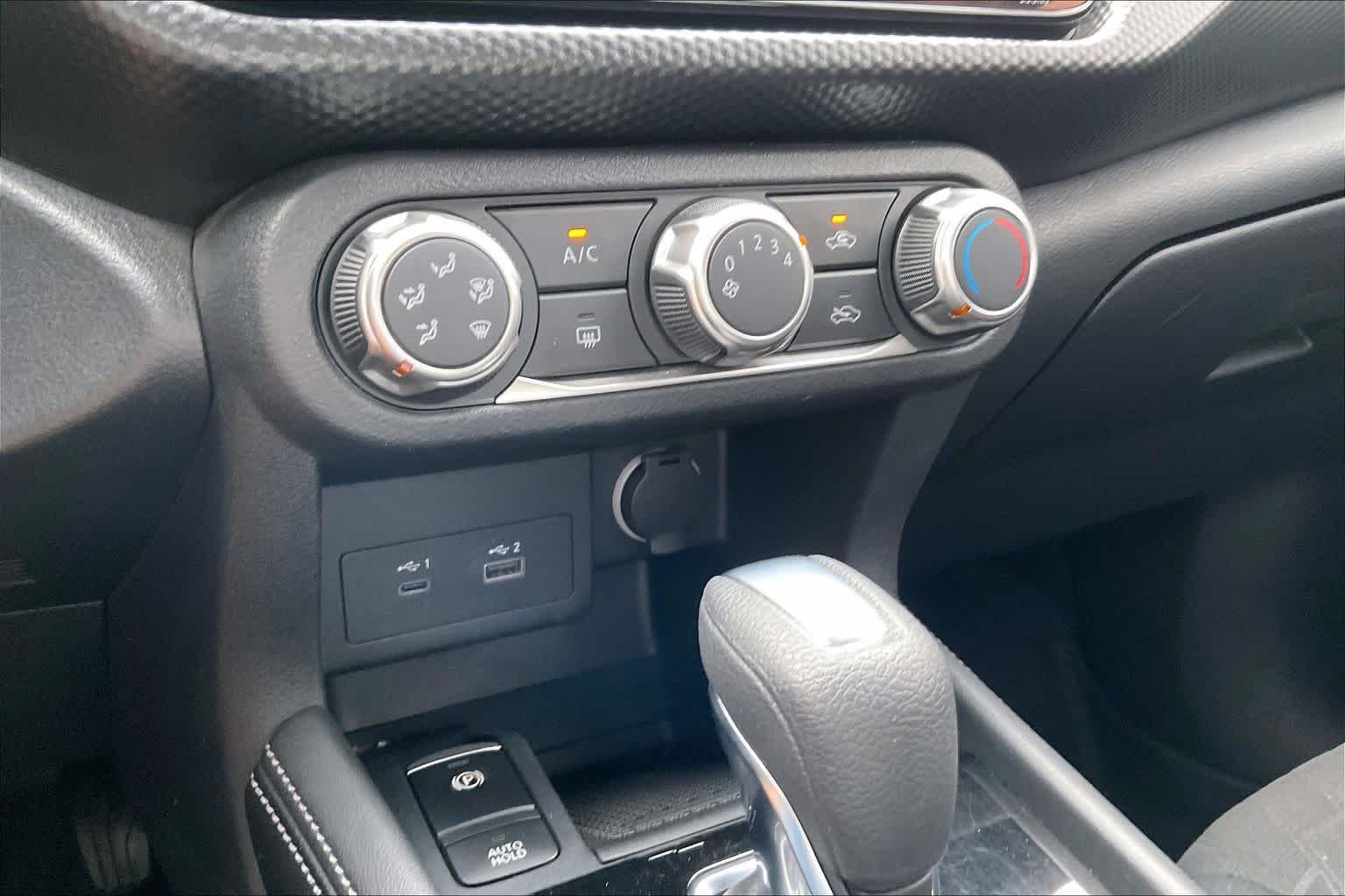 Used 2024 Gun Metallic Nissan SV image 29