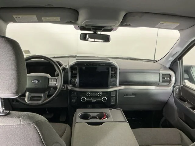 Used 2024  Ford XLT image 23