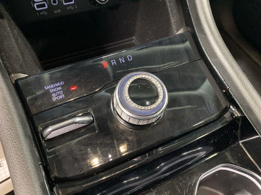 Used 2021 Silver Zynith Jeep Limited image 19