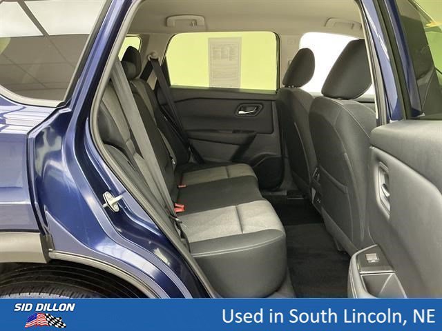 Used 2025 Deep Ocean Blue Pearl Nissan SV image 23