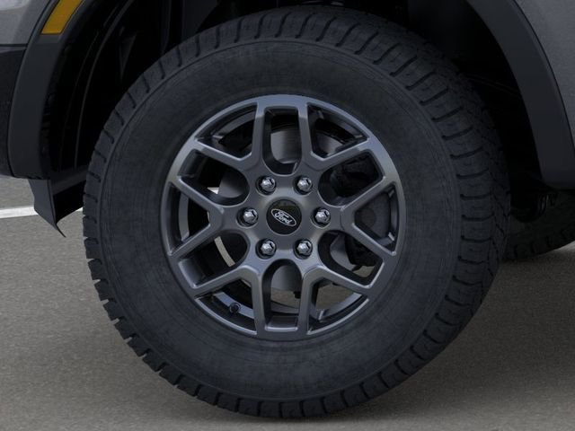 New 2026 Carbonized Gray Metallic Ford XLT image 19