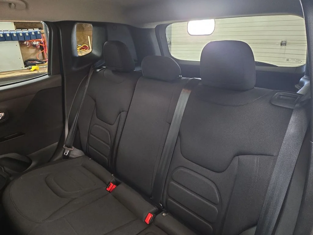 2021 Jeep Renegade Latitude - Photo 24