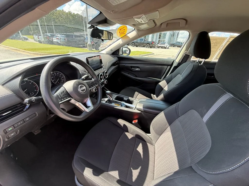 Used 2024 White Nissan SV image 18
