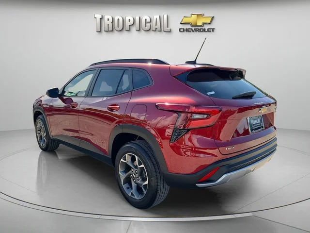 Used 2025 Crimson Metallic Chevrolet LT image 3