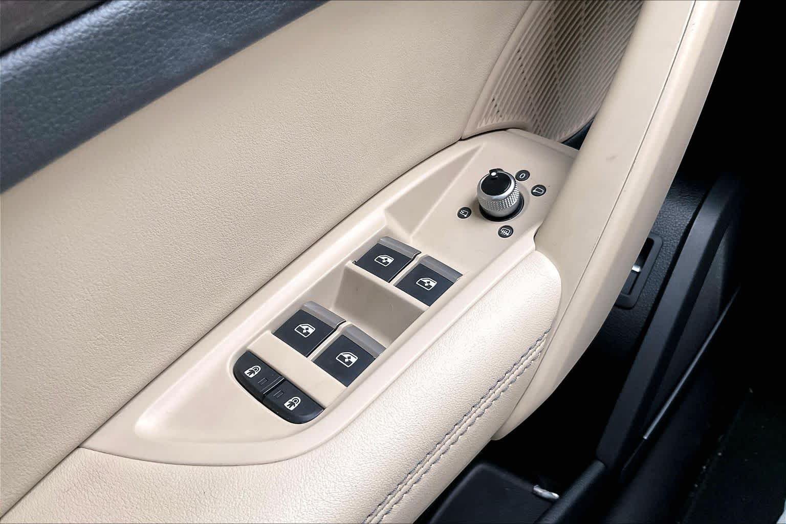 Used 2022 Glacier White Metallic Audi S line Prestige image 33
