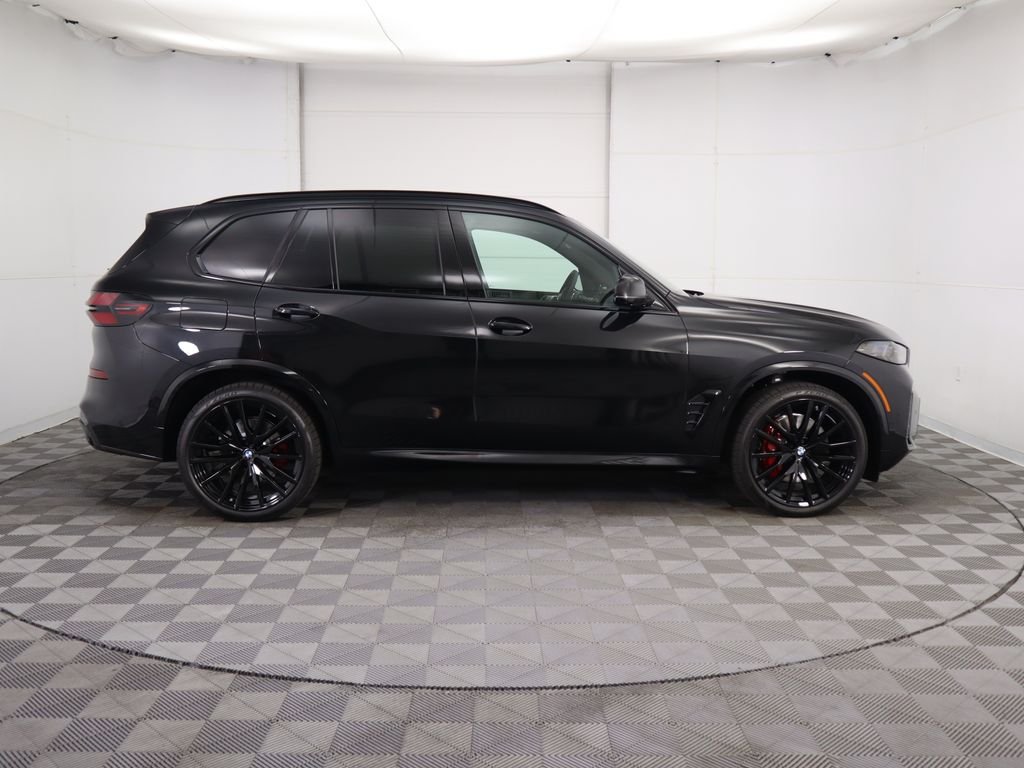 Used 2026 Black Sapphire Metallic BMW xDrive40i image 5