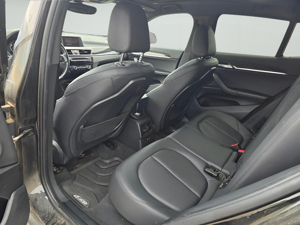 Used 2018 Black Sapphire Metallic BMW xDrive28i image 24