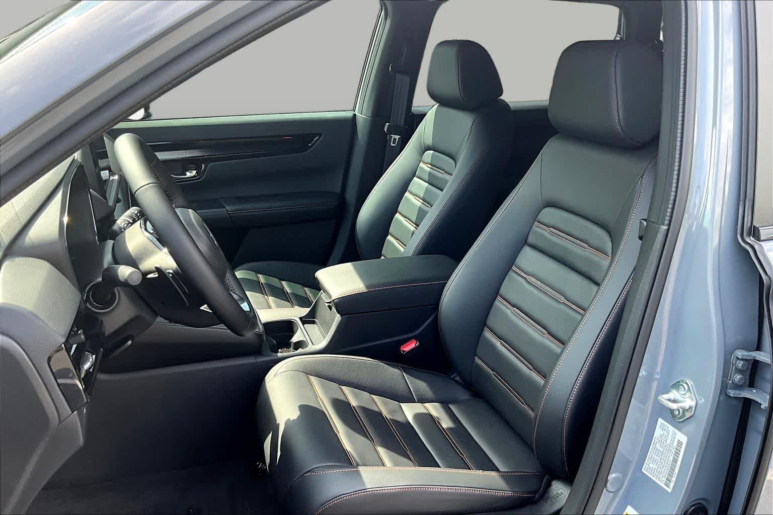 New 2026 Urban Gray Pearl Honda AWD Sport Touring Hybrid image 14