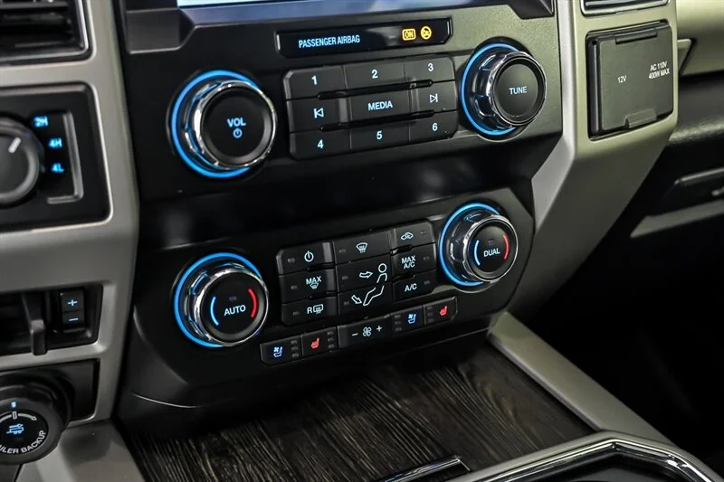 Used 2021 Agate Black Ford Lariat image 29