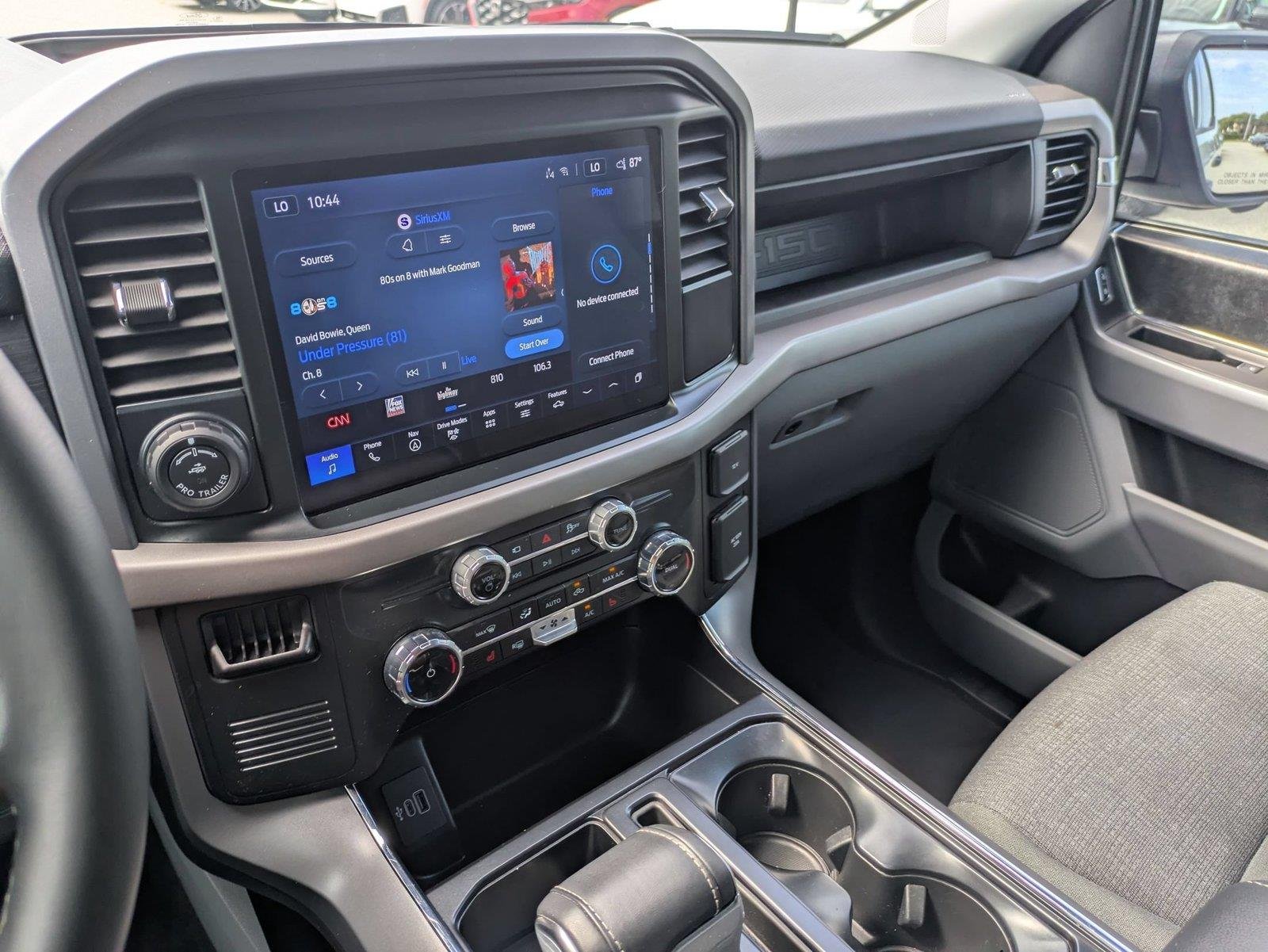Used 2025 Oxford White Ford XLT image 20