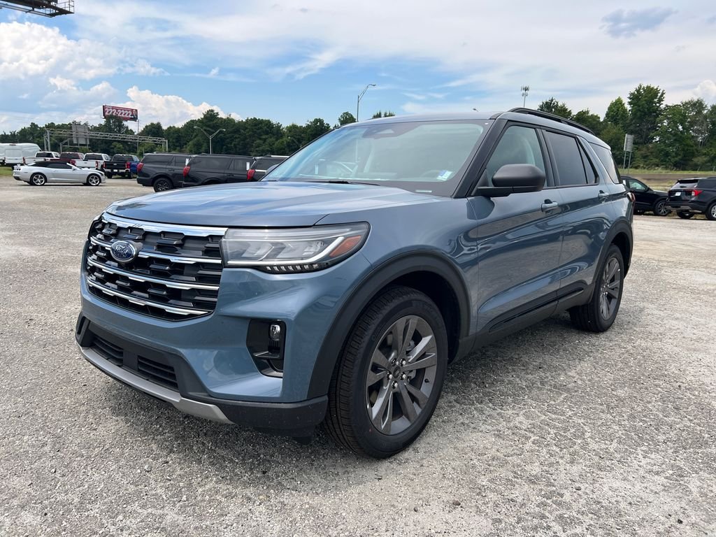New 2026 Vapor Blue Metallic Ford Active image 3