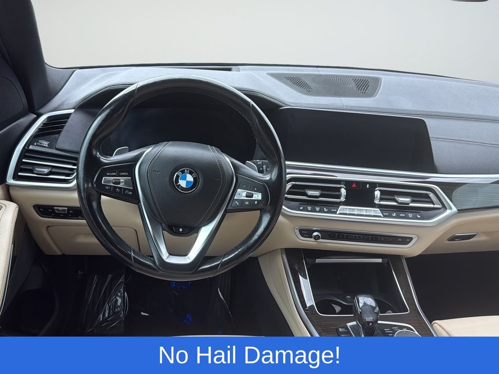 Used 2019 Black BMW xDrive40i image 9