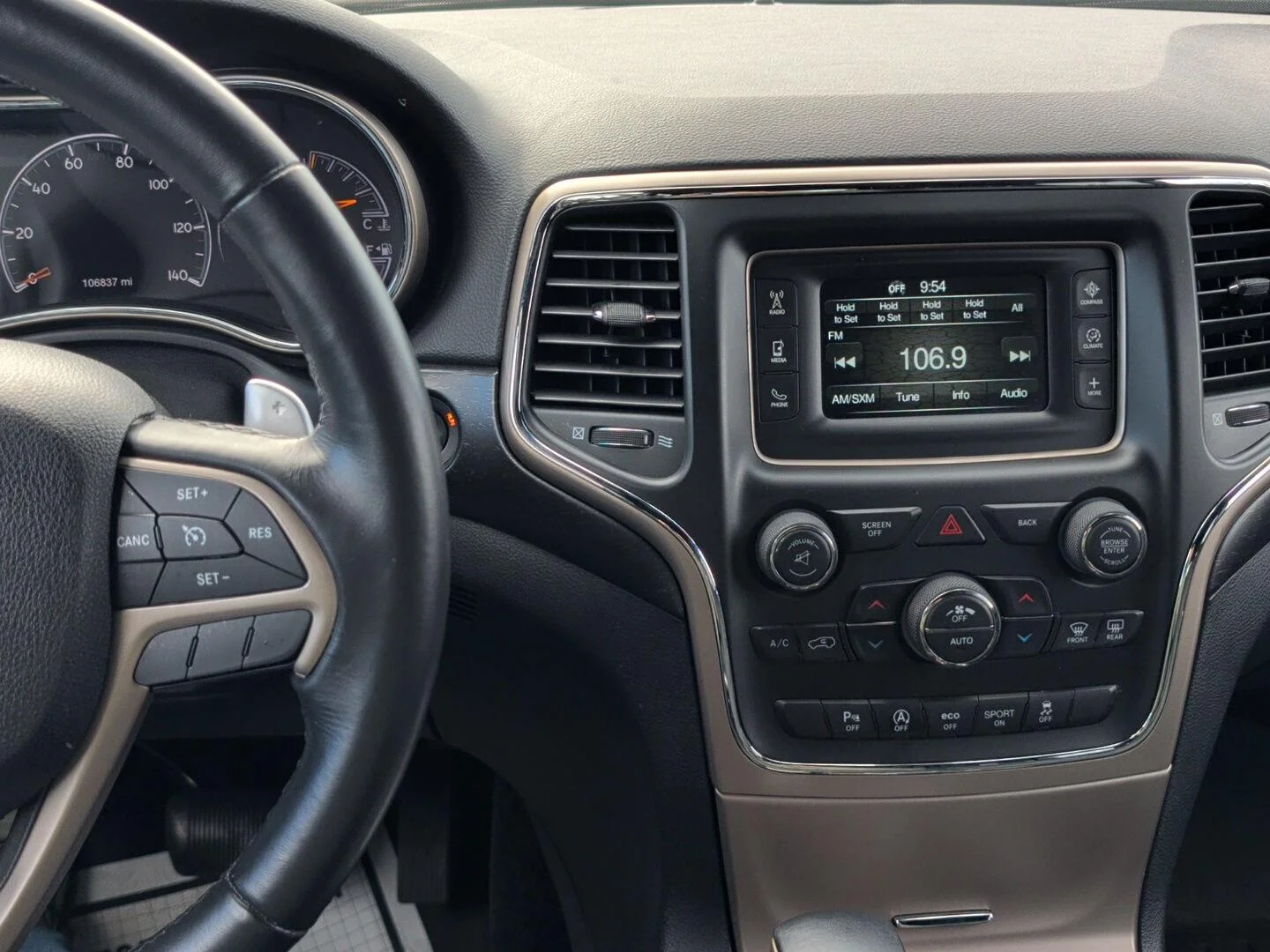 Used 2016 White Jeep Laredo image 17
