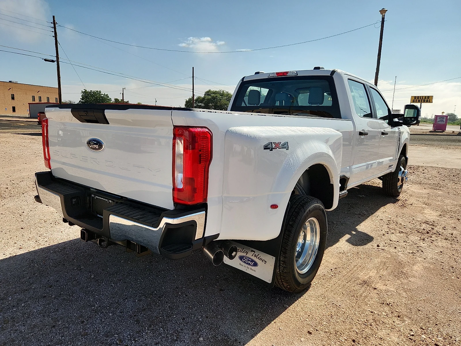 New 2026 Oxford White Ford XL image 7