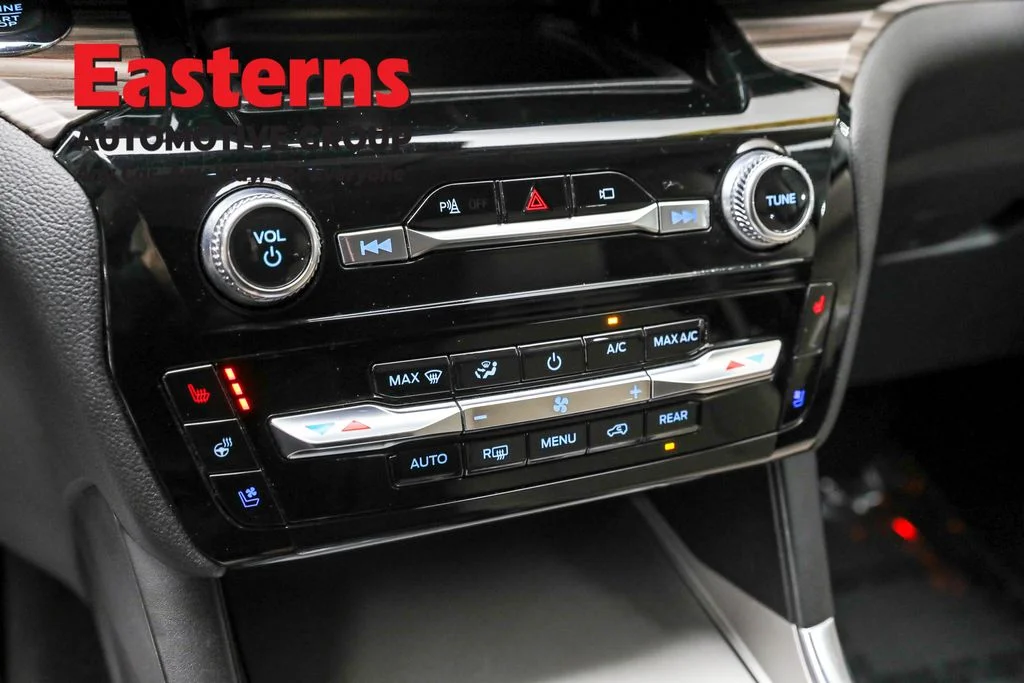 Used 2023 Black Ford Limited image 20