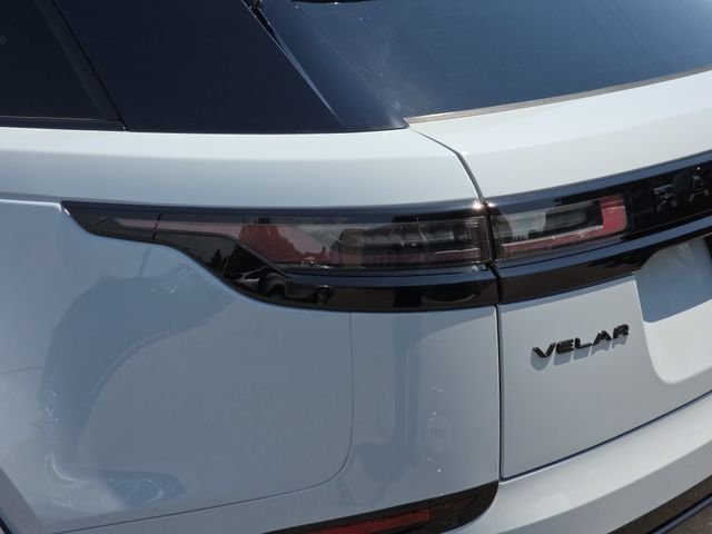 New 2026 Arroios Grey LAND ROVER Dynamic SE image 23