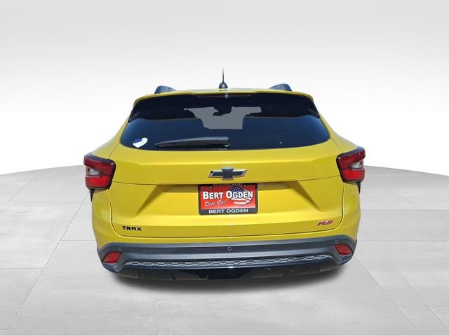 Used 2025 Yellow Chevrolet 2RS image 6
