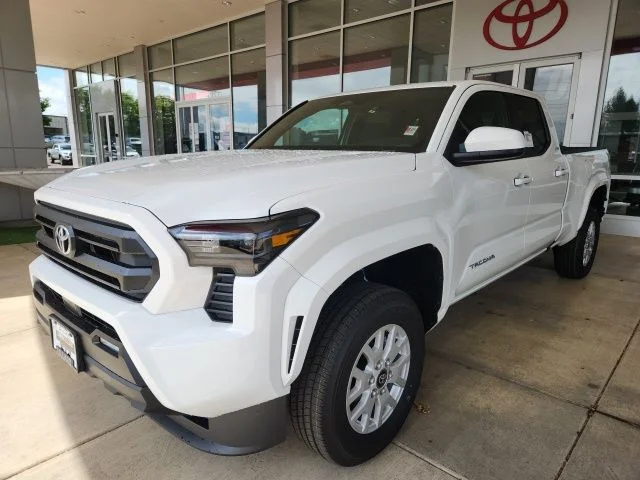 New 2026 Ice Cap Toyota SR5 image 6