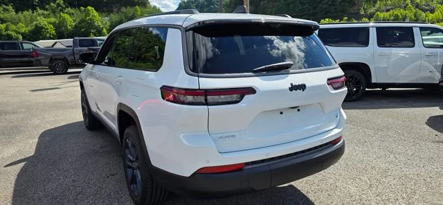 New 2026 White/off-white Jeep Limited image 7