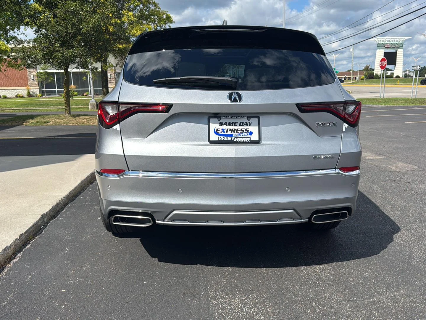 New 2026 Solar Silver Metallic Acura SH-AWD w/Advance image 6