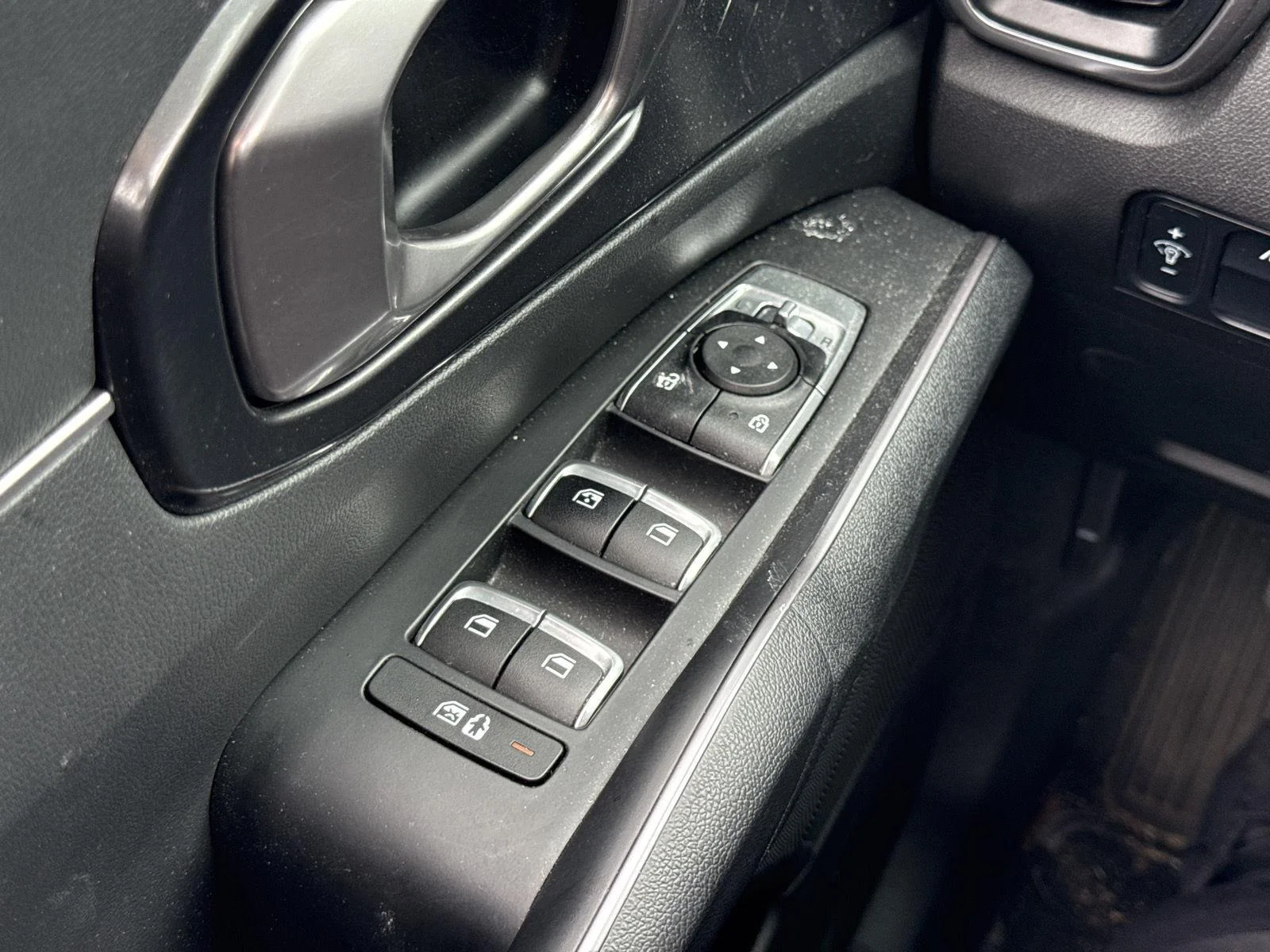 Used 2023 Ebony Black Kia LX image 17
