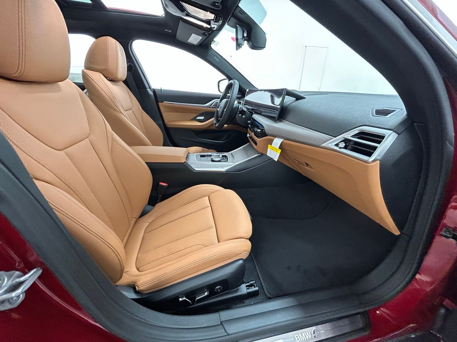 New 2026 Vegas Red Metallic BMW xDrive40 image 72