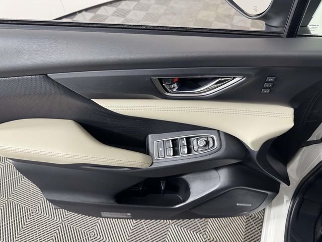 Used 2023 Crystal White Pearl Subaru Limited image 23