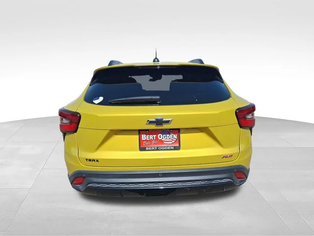 Used 2025 Yellow Chevrolet 2RS image 6