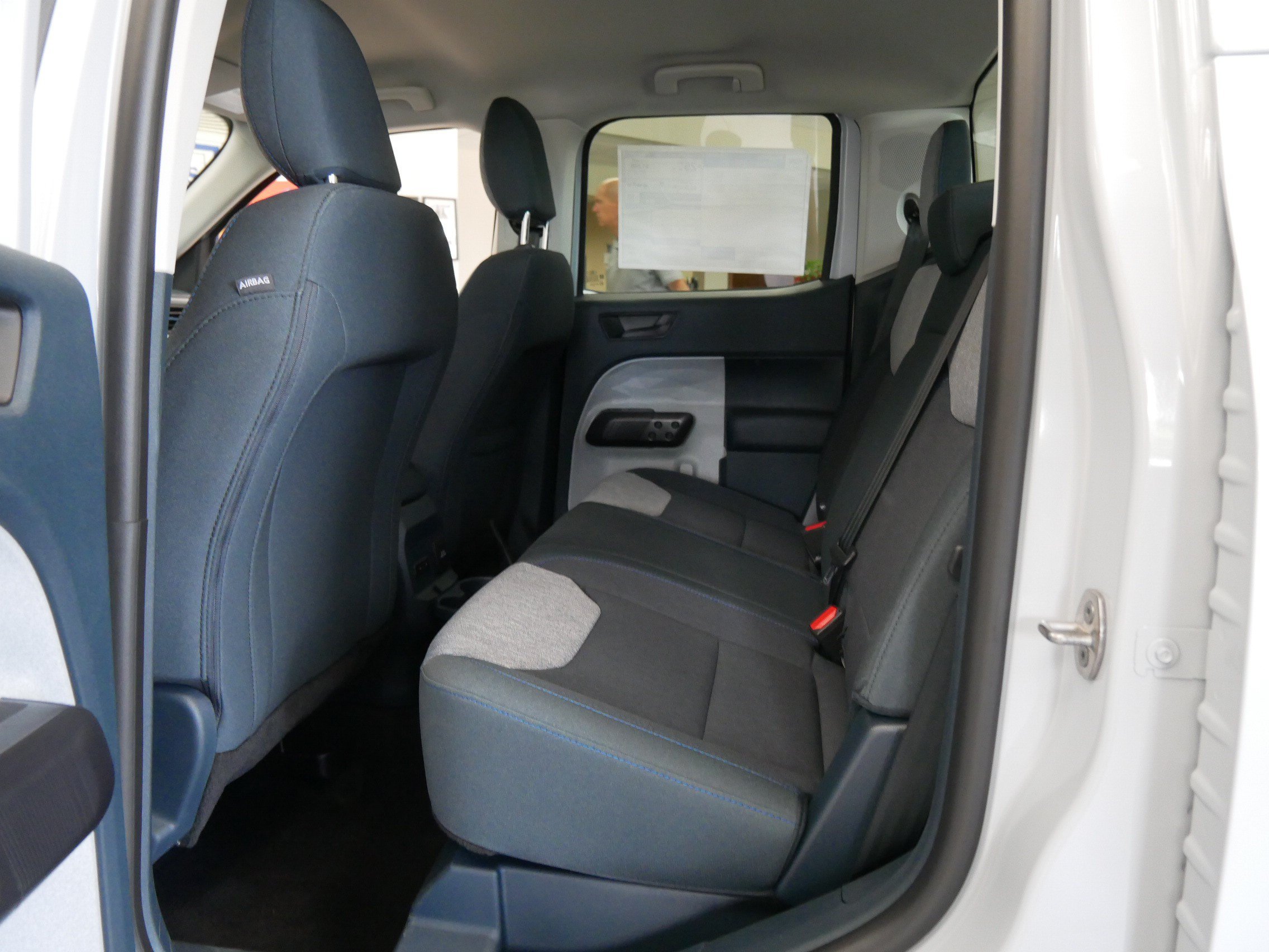 2026 Ford Maverick XLT - Photo 9
