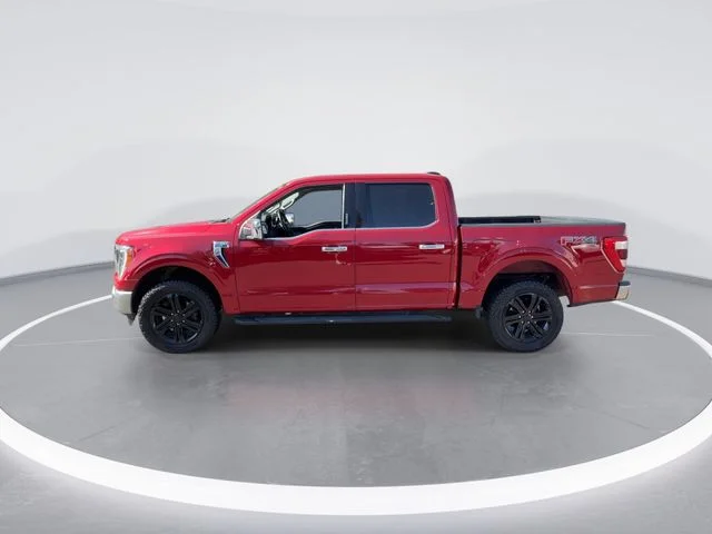 Used 2022 Red Ford Lariat image 5