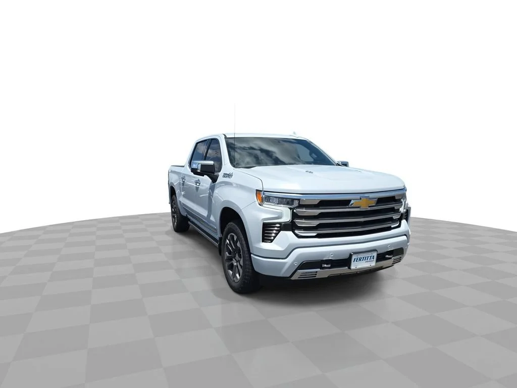 New 2026 Polar White Tricoat Chevrolet High Country image 2