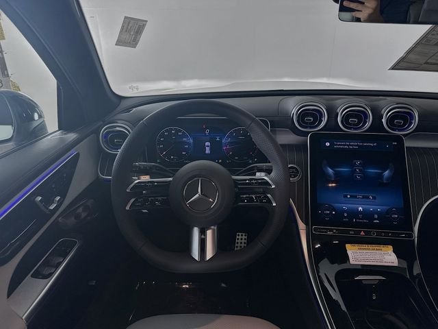 New 2026 Polar White Mercedes-Benz GLC 300 image 23