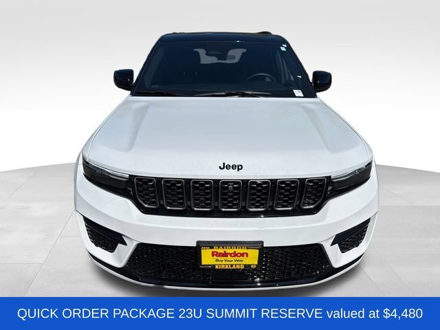 New 2025 Bright White Clear-Coat Exterior Paint Jeep Summit Reserve image 2
