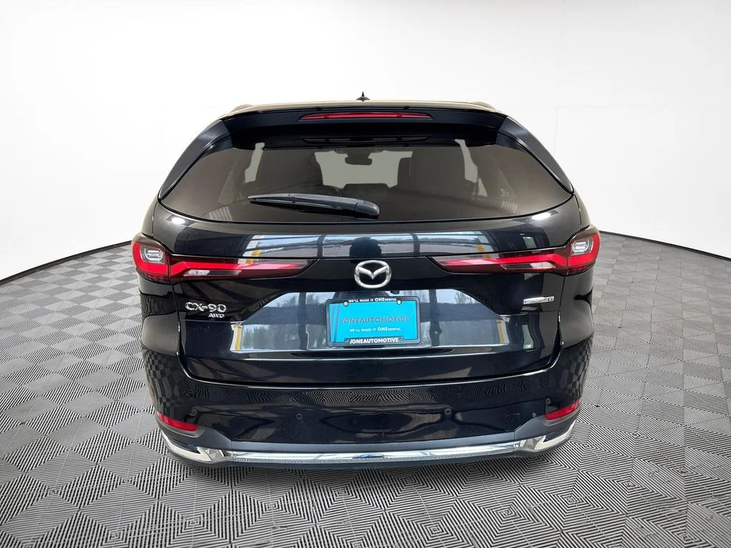 Used 2024 Black Mazda 3.3 Turbo Premium image 10