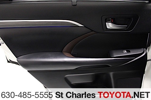 Certified Used 2019 White Toyota Limited image 16