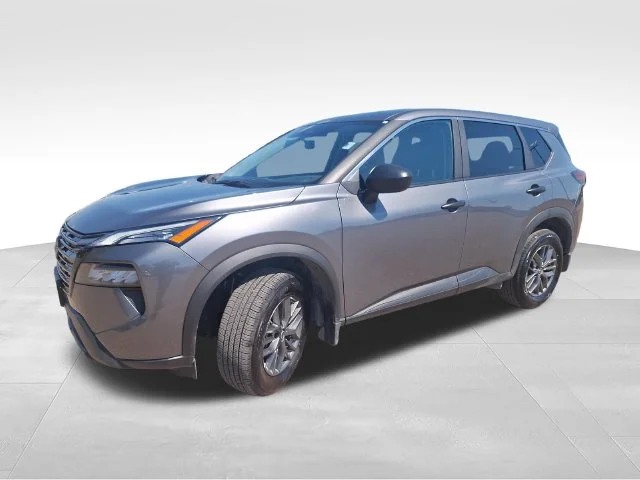 Used 2026 Gray Nissan S image 4
