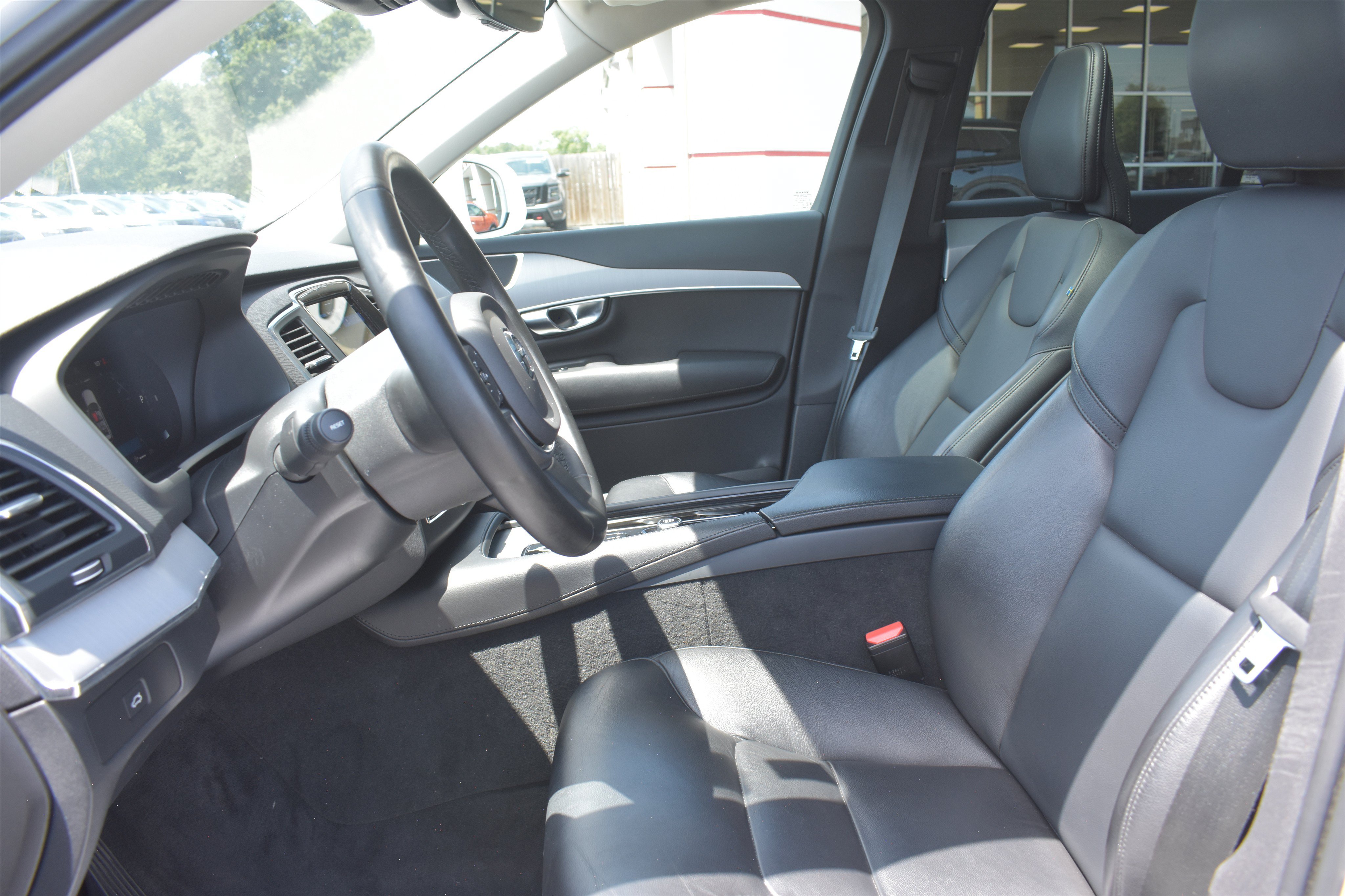 2023 Volvo XC90 Core - Photo 15