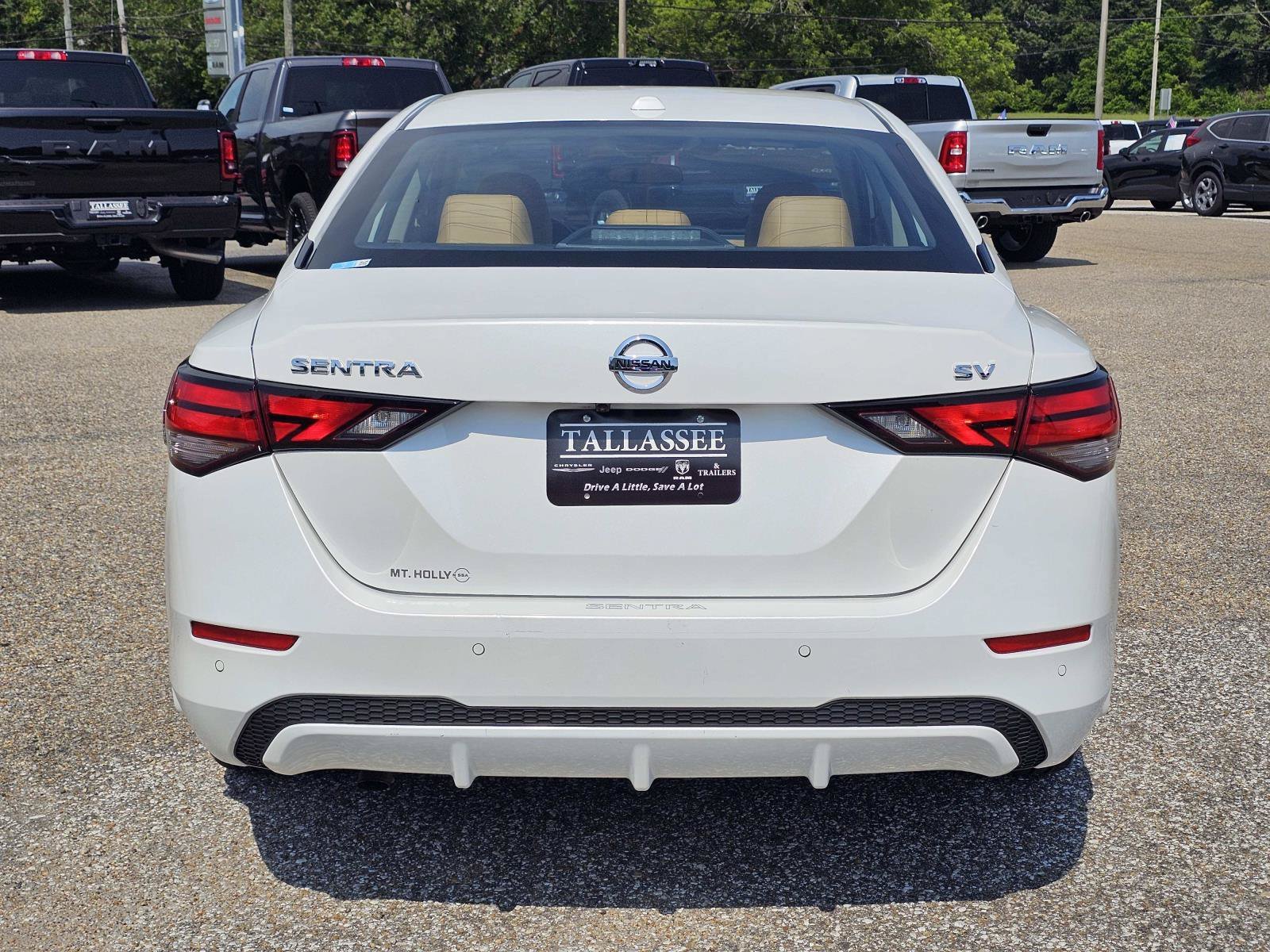 2023 Nissan Sentra SV - Photo 10