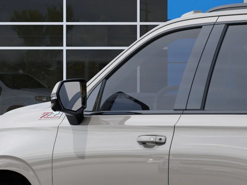 2027 Chevrolet Tahoe Z71 - Photo 13