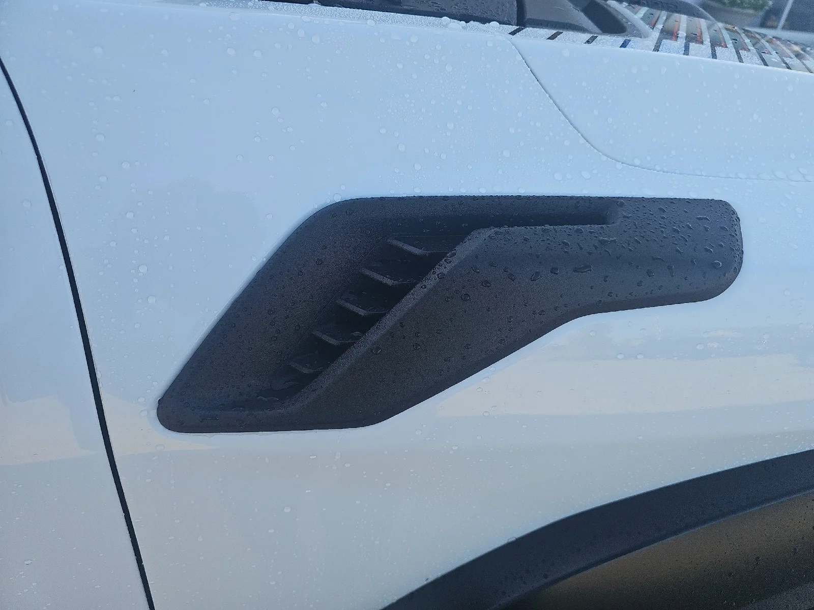 Used 2024  Ford Raptor image 4