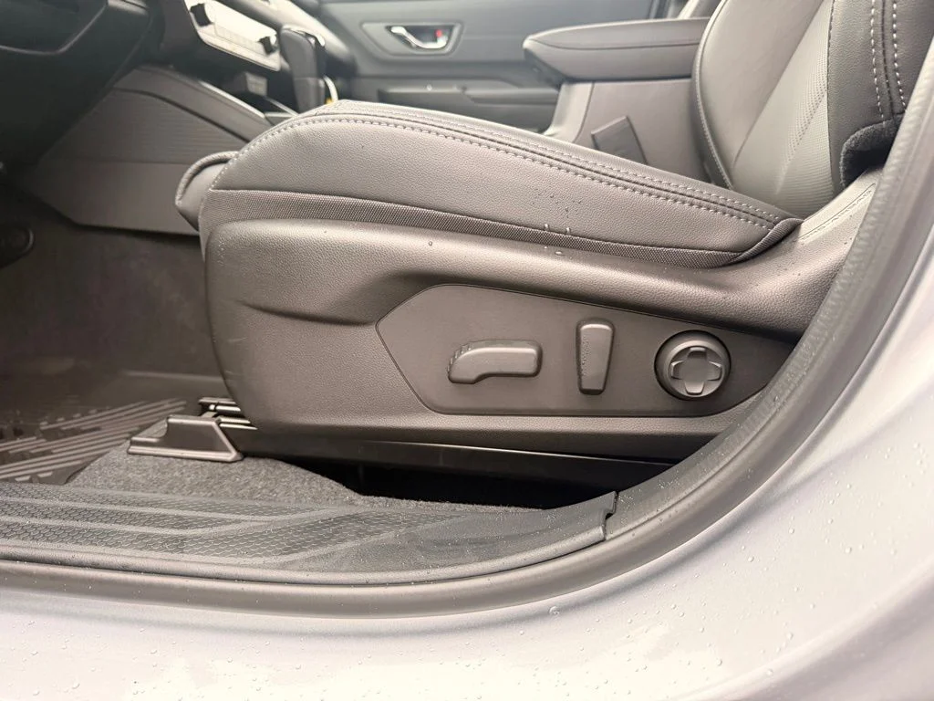 New 2026 ICE SILVER METALLIC Subaru Touring XT image 61