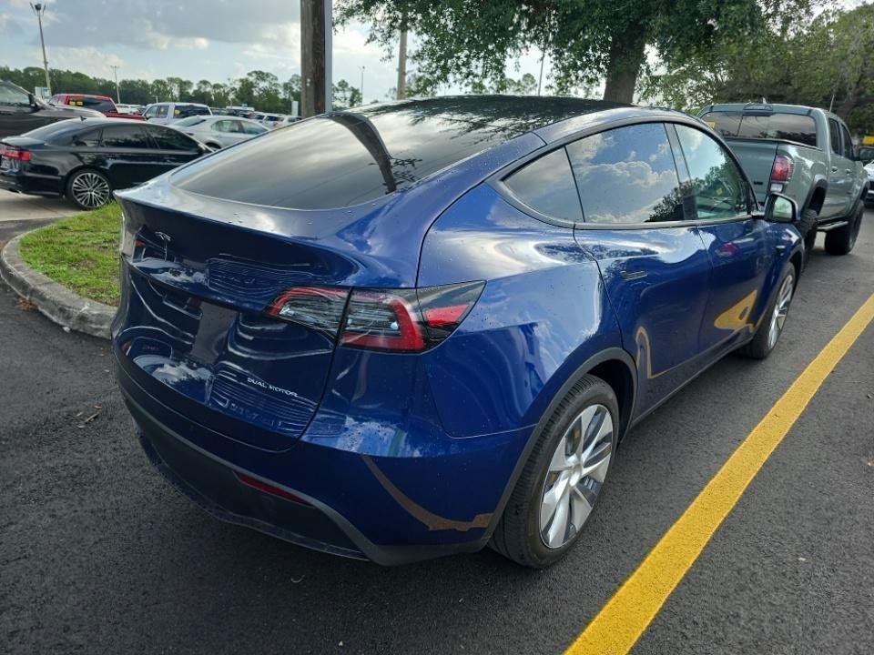 Used 2024 Blue Tesla Long Range image 3