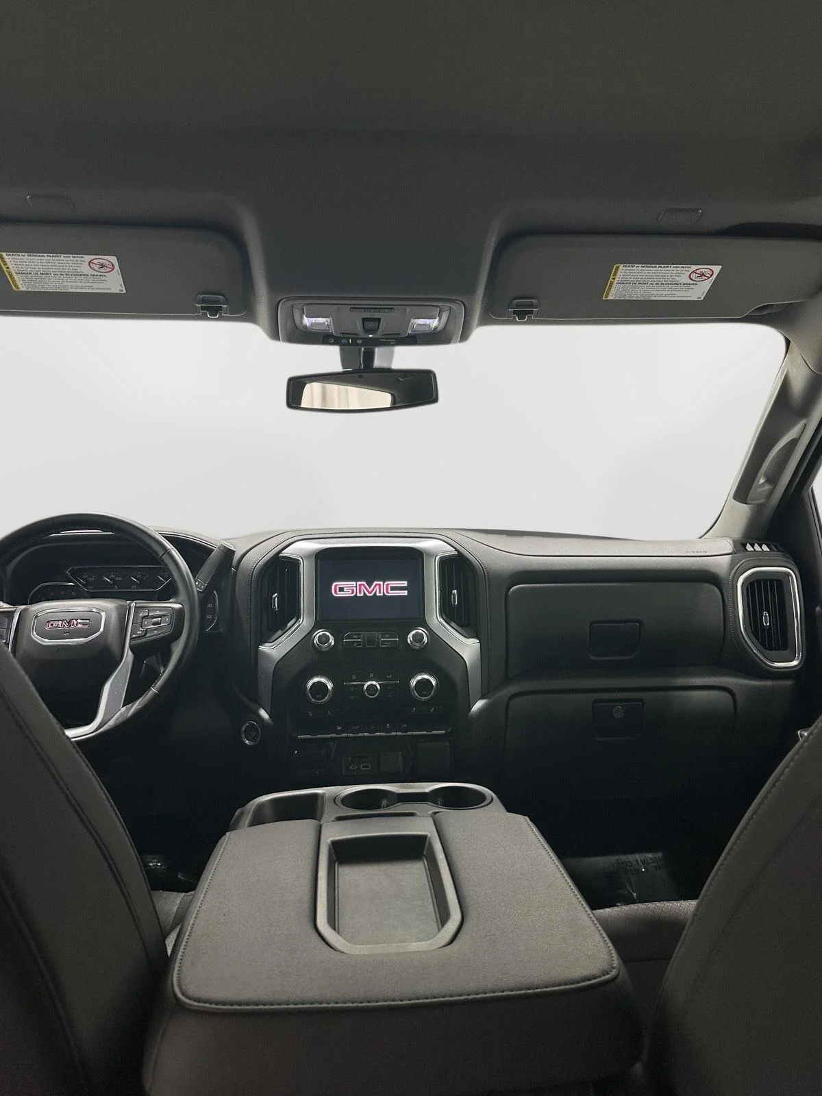 Used 2023 Summit White GMC SLE DRW image 20